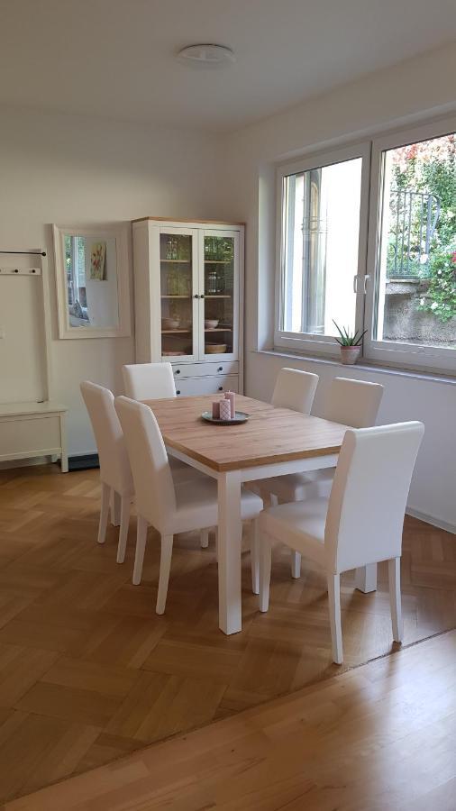 Blick Ueber Krems Mit Gartenpavillon Extérieur photo